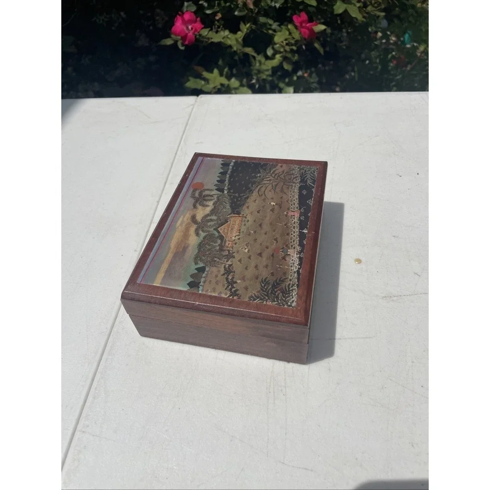 Vintage‎ Annabella Box by Eve Foster Jamaica Folk Art Wood Trinket Box Excellent